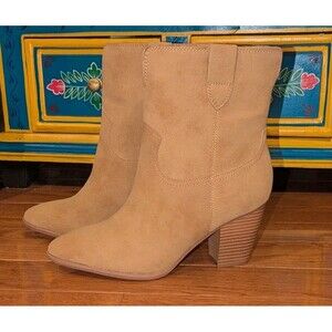 Mia Marnie Tan Faux Suede Cowgirl Western Booties Boots SIZE 8 NWOB